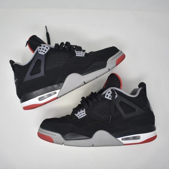 2019 Jordan 4 bred - Picture 3 of 4